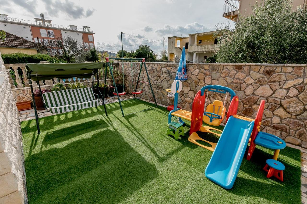Guest House Villa Zivanovic Herceg Novi Luaran gambar